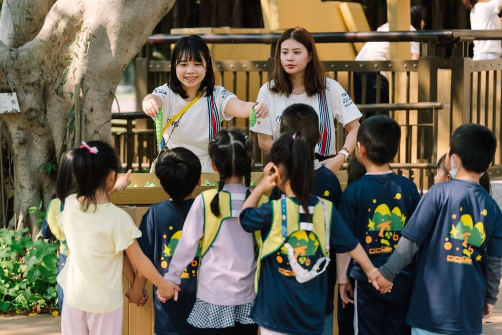 裕隆集團結合硬派卡永續行動車與志工資源，邀山佳國小與石門國小學童參與翻轉兒童節活動