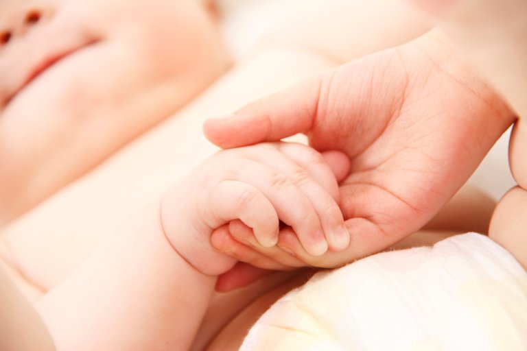 全球已開發國家，生育率低迷釀成社會問題