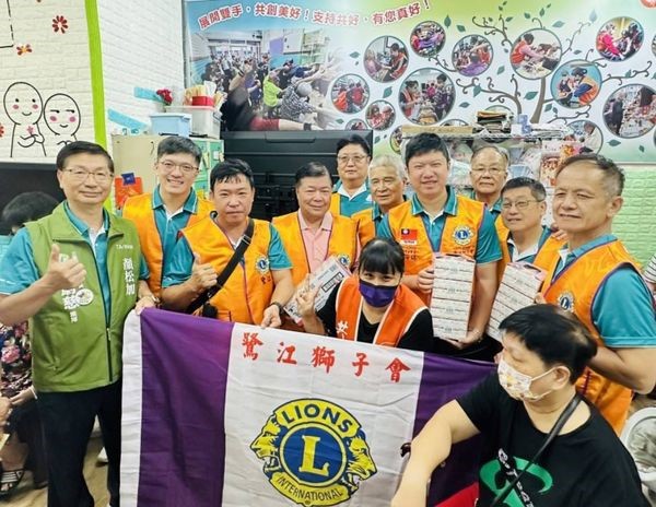 鷺江國際獅子會 敬老濟貧 無微不至