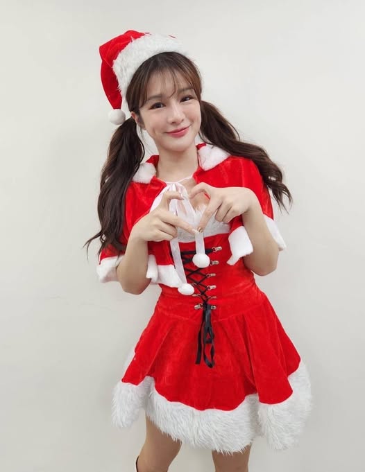 「零死角女神」林岱縈化身聖誕女郎 寒冬暖心送愛