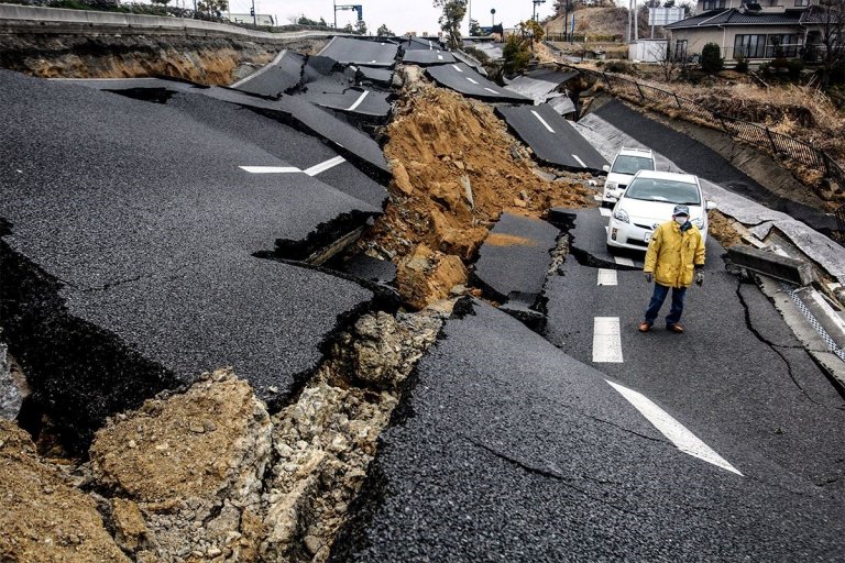 台灣近期地震原因之探討與大地震發生可能性