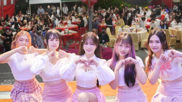 紅心字會《送愛進校園》草爺、林岱縈等多位歌手熱情開唱