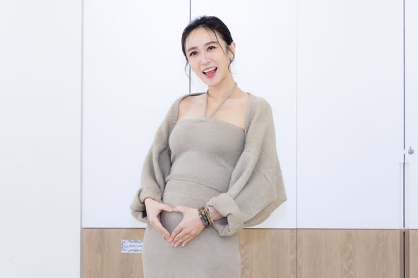 藝人 蔡允潔滾元宵 呼籲幫助弱勢家庭長者