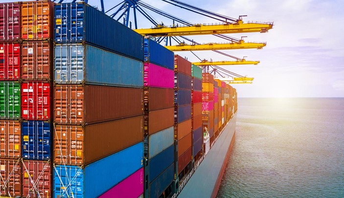 美軍對葉門胡塞空襲後 全球商貿陷入紅海航運危機