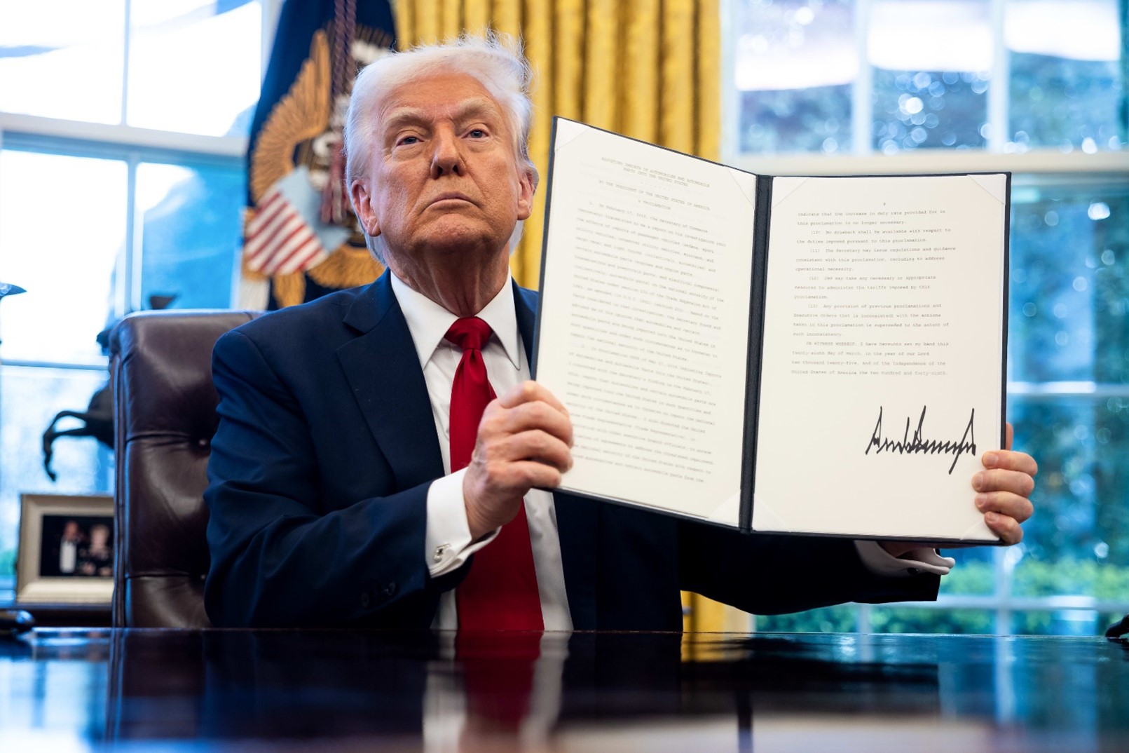 川普宣布25%汽車關稅，美國車價飆升，全球貿易戰升溫！