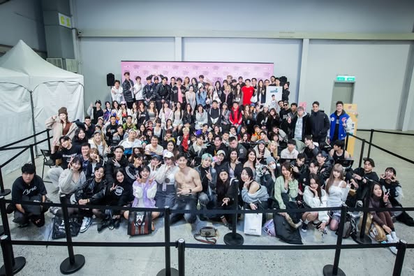 「地表最帥創作型男」熠凱34歲生日！300位藝人、網紅齊聚祝賀，星光熠熠