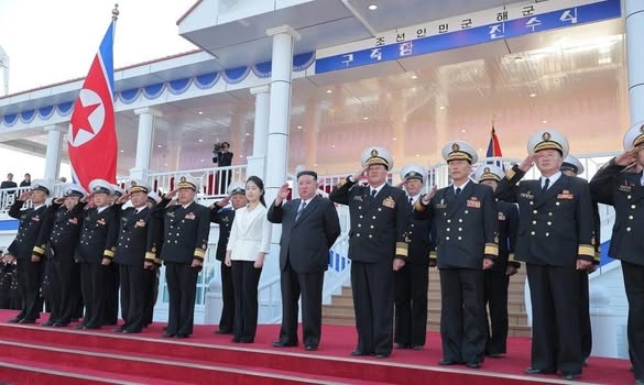 神秘而優雅:金正恩女兒金主愛 舉止端莊,展現貴族氣質