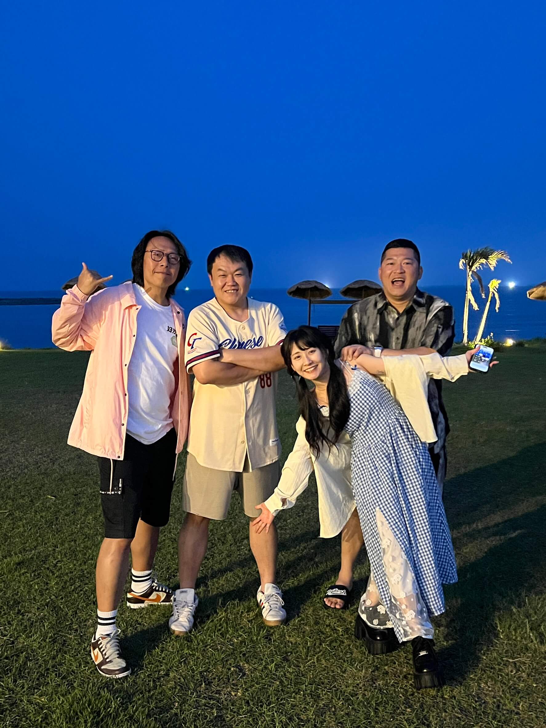 金鐘主持人張啟樂「看你老墓」澎湖撞頭中獎 陸子玄突破禁區見百年古墓 金鐘主持人張啟樂「看你老墓」澎湖撞頭中獎 陸子玄突破禁區見百年古墓