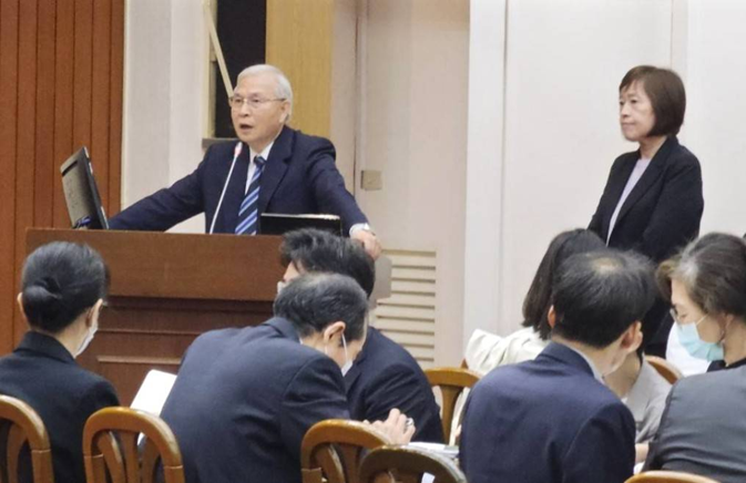 央行總裁楊金龍：主權基金應立專法設獨立機構 並非動用外匯存底