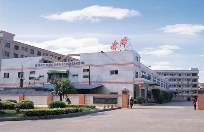 資輝企業於 COMPUTEX 2025 展示高速連接器與防水解決方案，吸引國際買主參觀