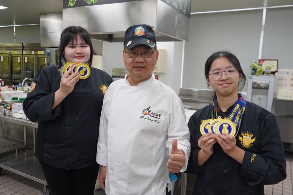 醒吾科技大學學生在2025年馬來西亞世界廚藝大賽榮獲特金與金牌，展現卓越廚藝實力