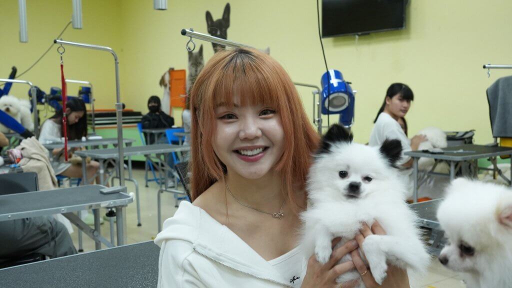 比熊台北海大新媒體講座現場照 比熊在台北海大擔任新媒體講座導師,現場演講吸引大批學生。