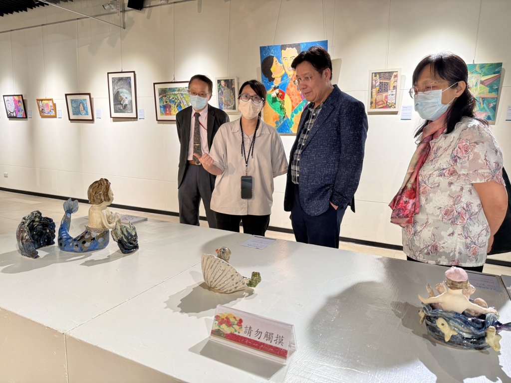 我是藝術家畫展 — 精神康復者創作精選 康復之友以陶藝與繪畫創作療癒作品,展現生命蛻變的力量
