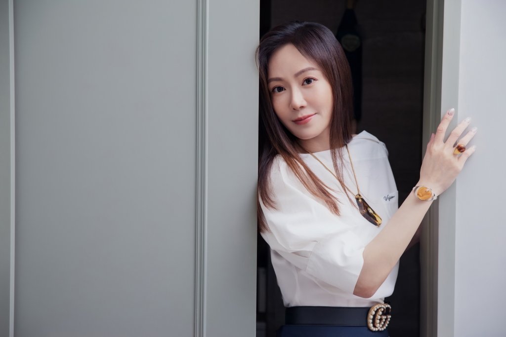 尹馨首拍鬼片感受陰煞氣場！靠琥珀轉運擺脫衰事、好運再現