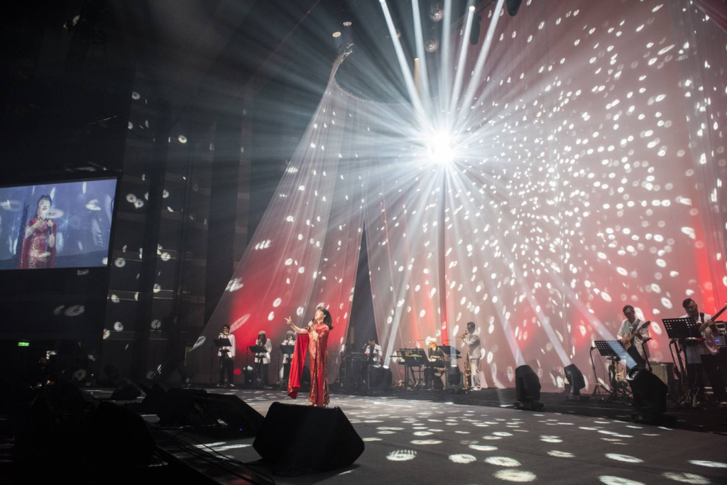 倩玉 Thank you for your smile 高雄演唱會現場宣傳海報