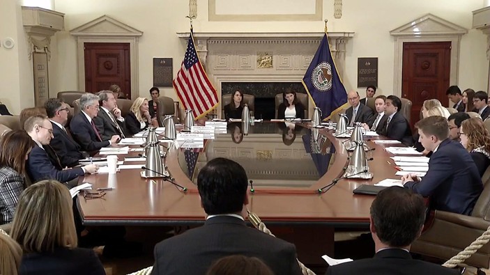 鮑威爾面對川普施壓維持聯準會決策獨立性