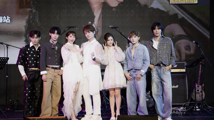 阿沁《記得愛2.0》上海演唱會現場照 阿沁上海站《記得愛2.0》世界巡演演唱會現場