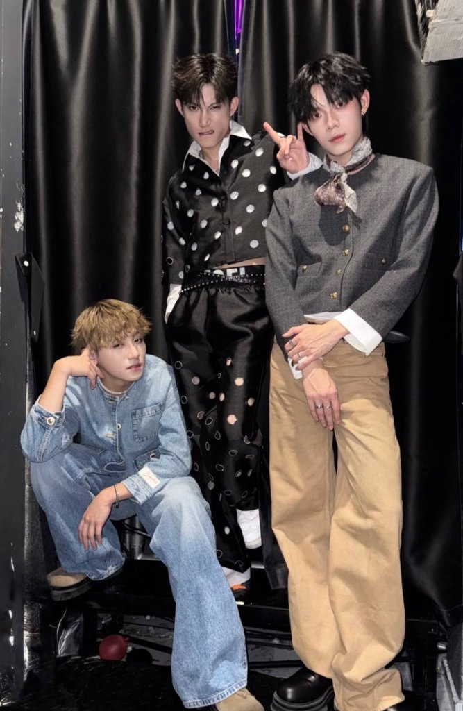 Saturnday成員化身領航員,帶粉絲開啟星之旅 Saturnday小潘、立杰、凱杰帶粉絲遊上海,欣賞夜景、共度粉絲限定行程