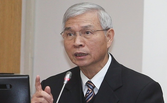 央行示警五大風險影響台灣經濟 央行總裁楊金龍說明最新經濟預測與政策走向