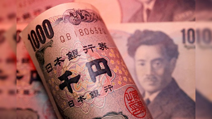 石破茂宣布辭職，記者會發表談話時神情哀傷