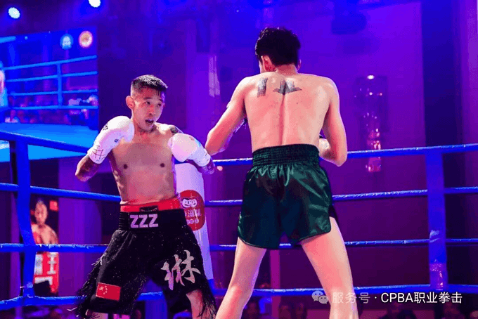 中國拳手蔣一澤在WBA亞洲大會上成功衛冕重量級拳王金腰帶