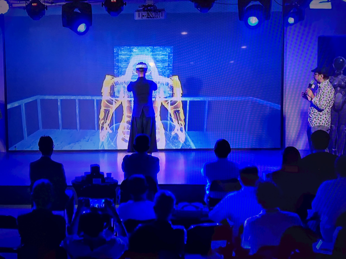 Ekholux 迴光世界 - 黃心健打造沉浸式世界級VR遊戲 Ekholux迴光世界:黃心健打造沉浸式世界級VR遊戲