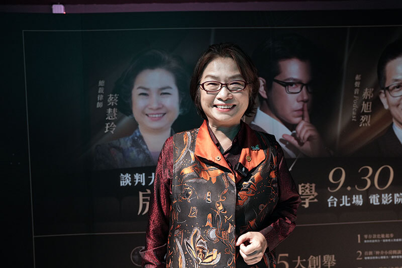 房產剎價學首發活動現場照片 - 談判大叔陳侯勳 談判大叔陳侯勳於《房產剎價學》首發分享會現場演講