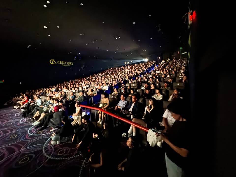 房產剎價學首發活動現場照片 - 談判大叔陳侯勳 談判大叔陳侯勳於《房產剎價學》首發分享會現場演講