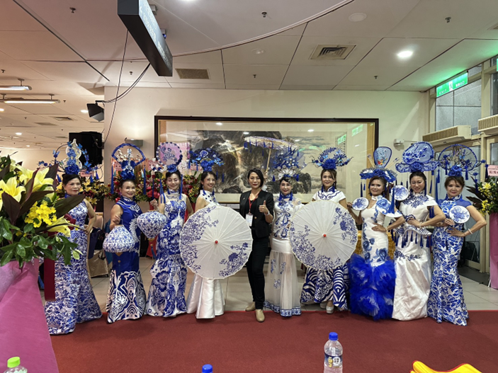 世界李氏宗親總會2025懇親大會盛況 李全教總會長帶領宗親進場,2025世界李氏宗親大會於三重體育館盛大舉行