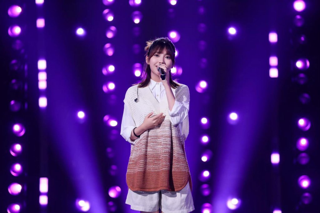 陳佩賢在《聲鳴遠揚》以〈踮起腳尖愛〉驚豔評審並晉級20強