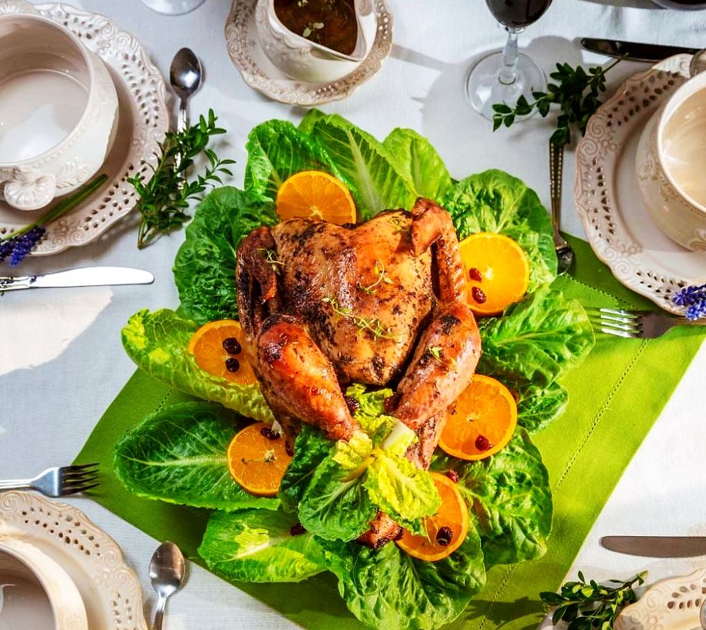 美國民眾在感恩節與黑色星期五期間湧入線上購物，電商銷售大幅成長。