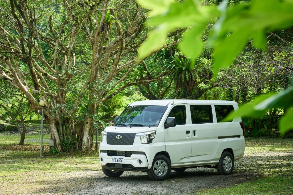 格上租車推出J SPACE輕露營車，配備木作內裝與冷氣系統，打造輕裝出行新體驗