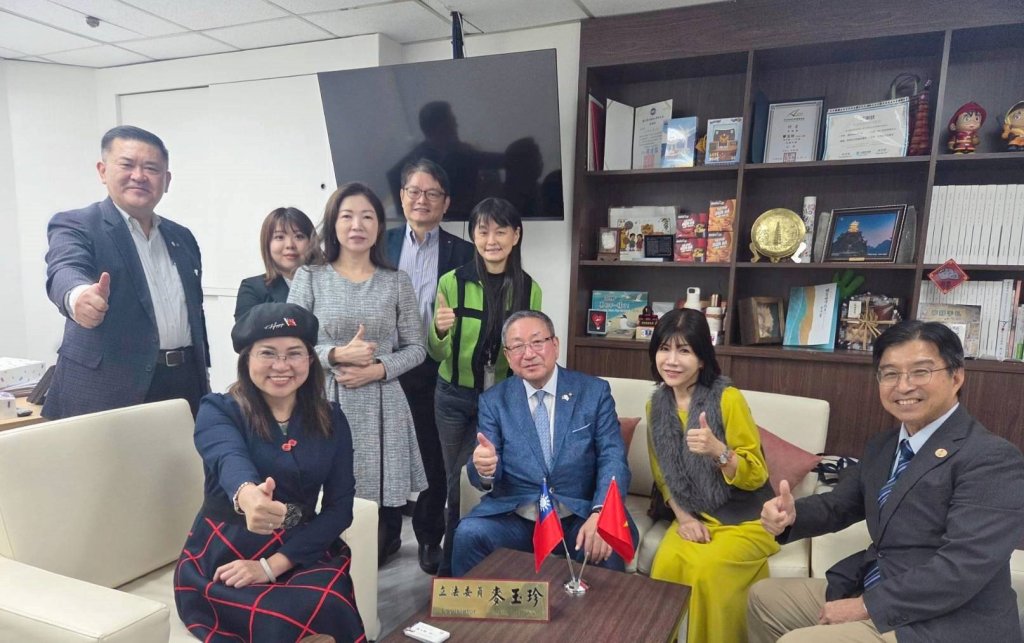 麥玉珍委員接待日本商工會與熊本縣商工會代表進行台日越交流