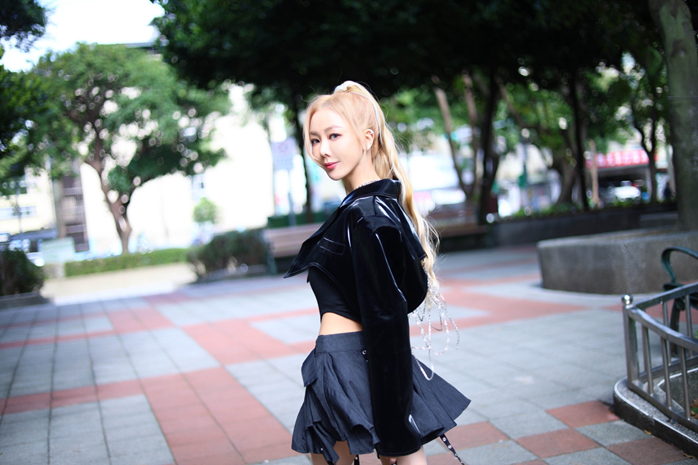 公益女神楊婷婭推出單曲《Come get my love》，為多元性別與平權發聲」