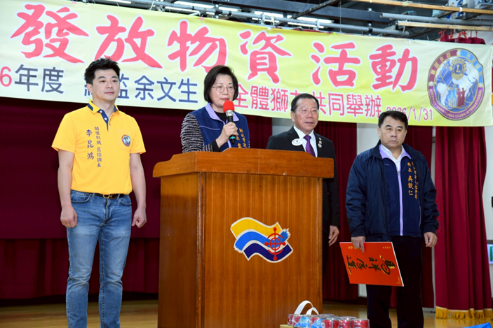 國際獅子會300B1區寒冬送暖 國際獅子會300B1區於新北市三重小巨蛋舉辦寒冬送暖物資發放活動