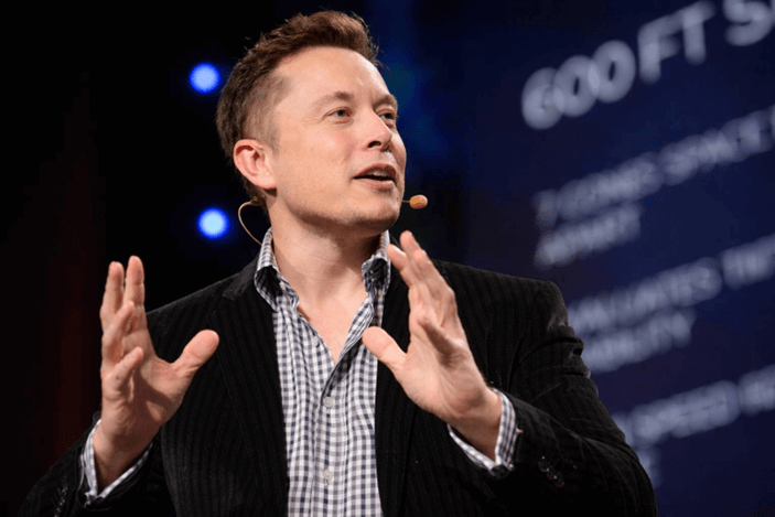 SpaceX火箭與Starlink衛星象徵太空AI算力基礎設施布局