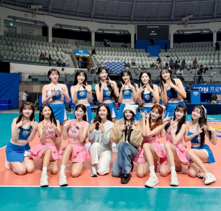 桃氣女孩首度赴韓應援成功 陸筱晴與穎樂率隊在首爾友利排球隊主場交流演出