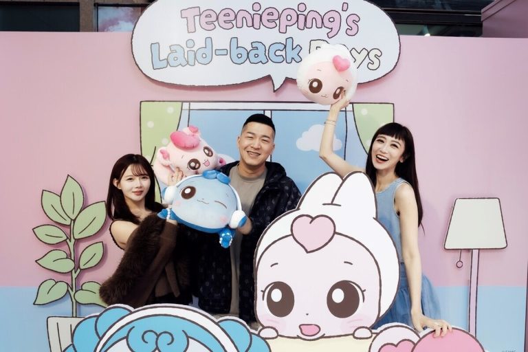 《奇妙萌可》甜心生活樂園於新光三越A11開展 草爺蔡允潔倩倩現身同樂