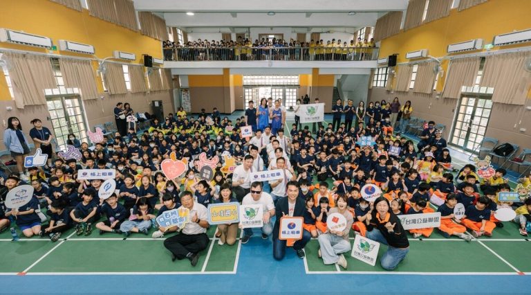 裕隆集團結合硬派卡永續行動車與志工資源，邀山佳國小與石門國小學童參與翻轉兒童節活動