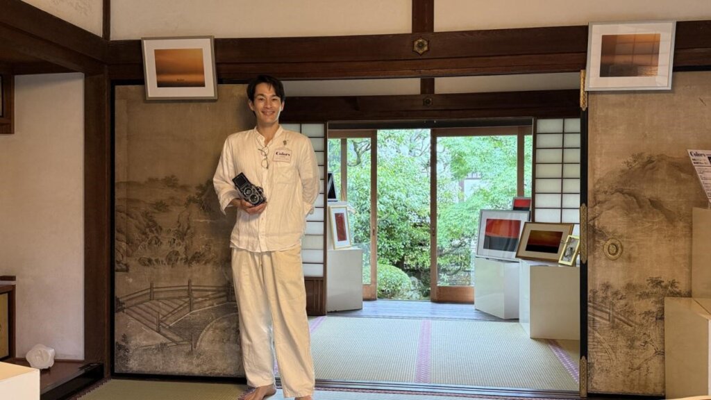 《Colors特展》於京都皇家御寺泉涌寺展出，蔡爾平、張義明、岡本孝以彩鑲瓷、彩虹燒與攝影作品展開台日藝術交流