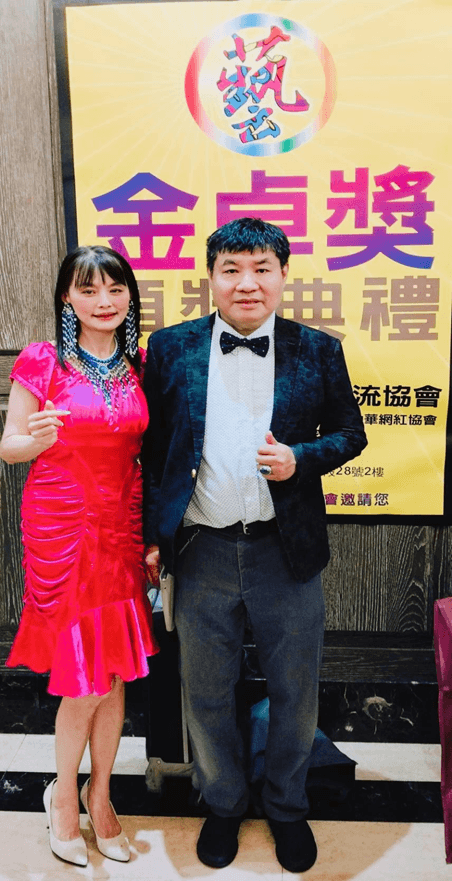 金卓獎十周年頒獎典禮得獎者與主辦單位代表合影