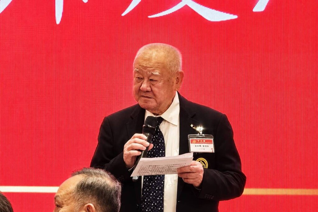 張慶瑞博士解析量子科技與量子AI 鴻海研究院張慶瑞博士於三三會七月例會演講量子科技與量子AI