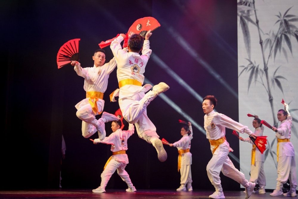 洪道子與五國前領導人在太極門60週年多倫多活動點亮PEACE 60心燈